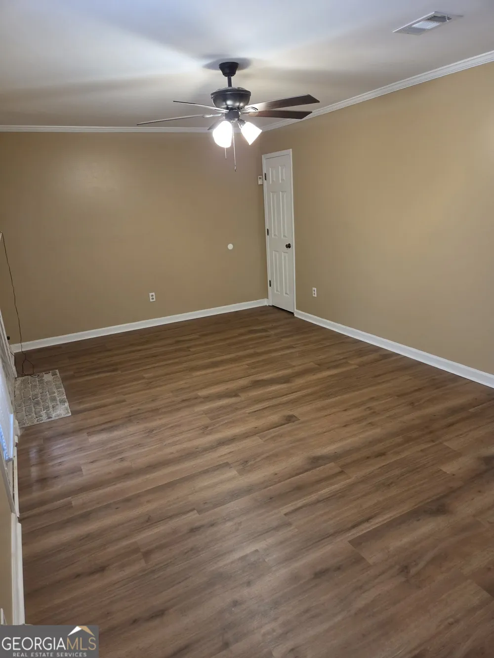 5595 Wells CIR Stone Mountain, GA 30087
