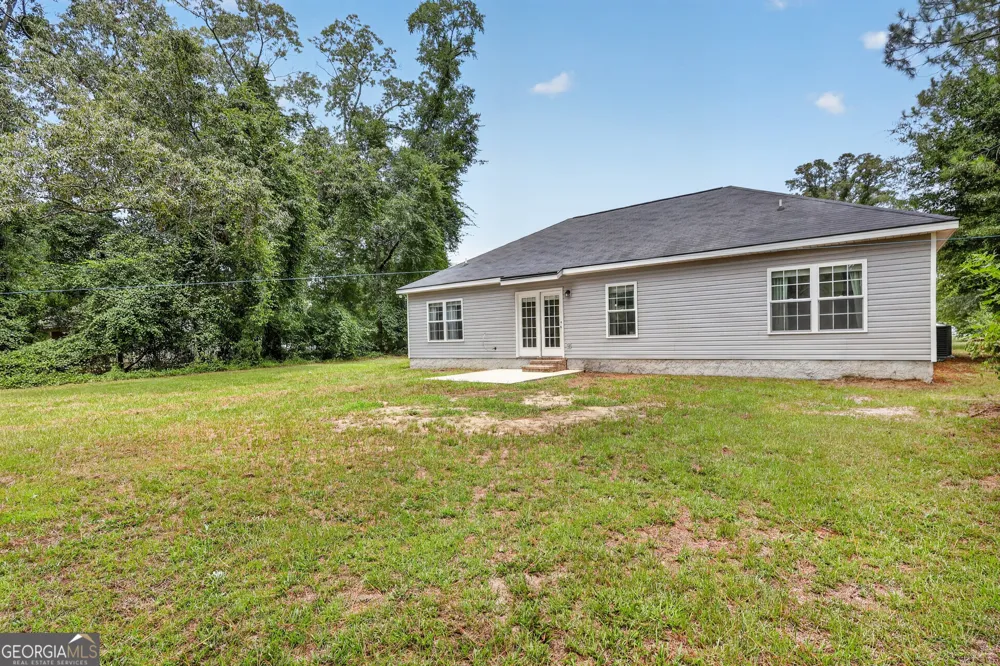 221 Stillwater DR Statesboro, GA 30461