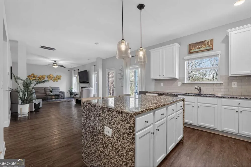 15 Dublin WAY NW Adairsville, GA 30103