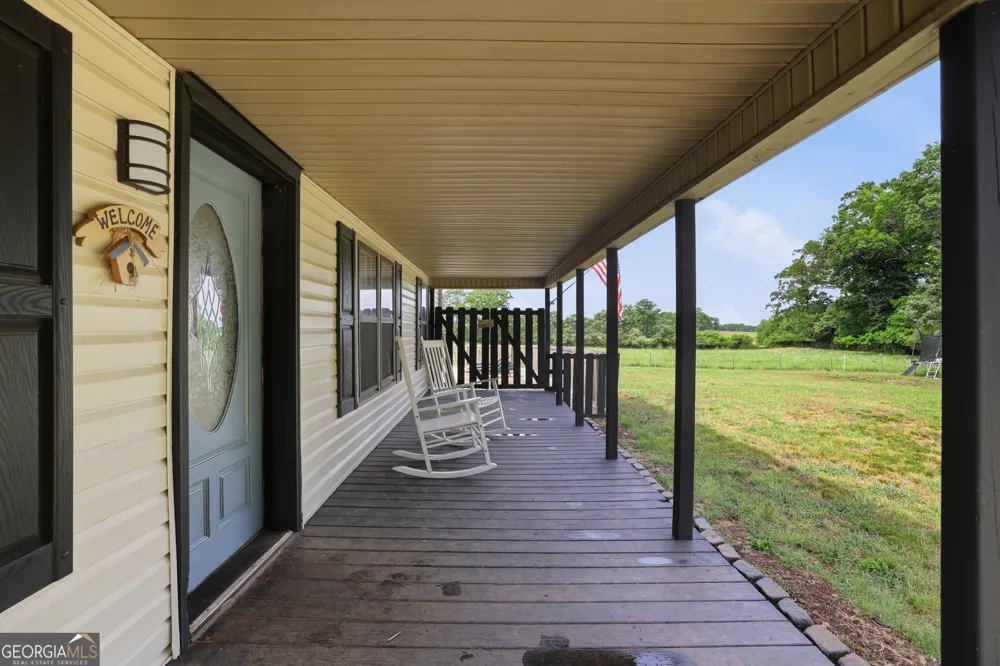 5525 Sandy Cross RD Carnesville, GA 30521
