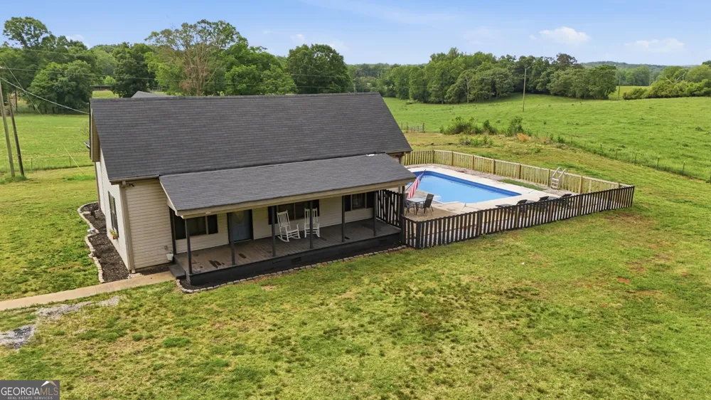 5525 Sandy Cross RD Carnesville, GA 30521