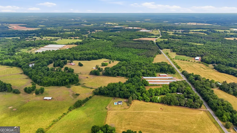 5525 Sandy Cross RD Carnesville, GA 30521