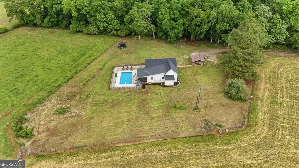 5525 Sandy Cross RD Carnesville, GA 30521