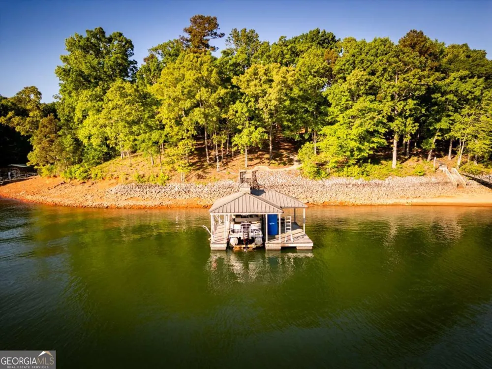 194 Sugar Cane DR Hartwell, GA 30643