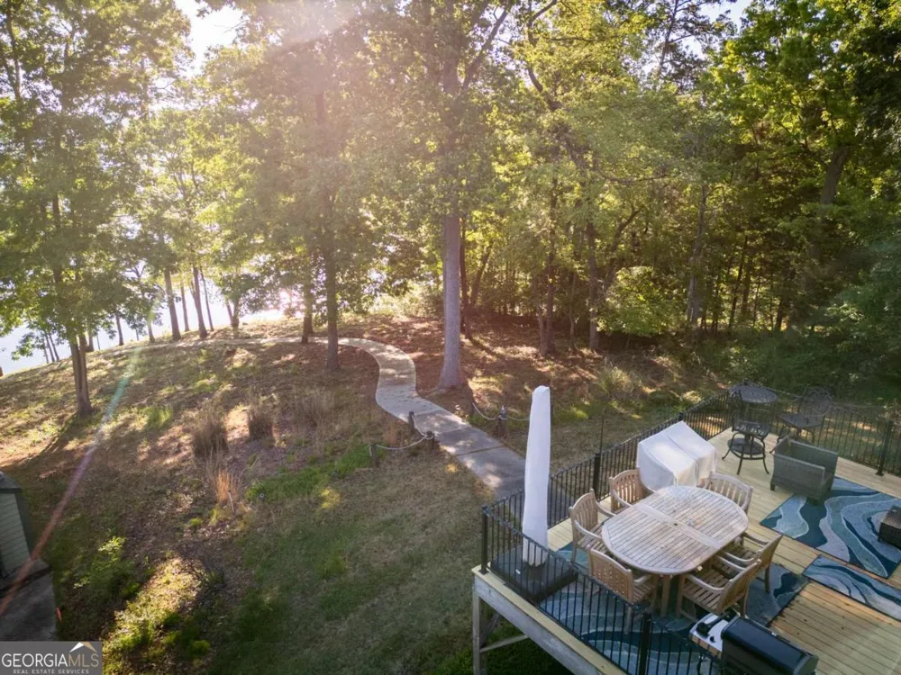 194 Sugar Cane DR Hartwell, GA 30643
