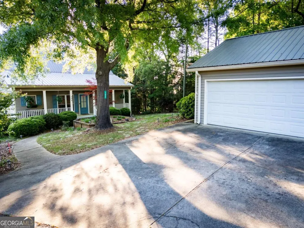 194 Sugar Cane DR Hartwell, GA 30643