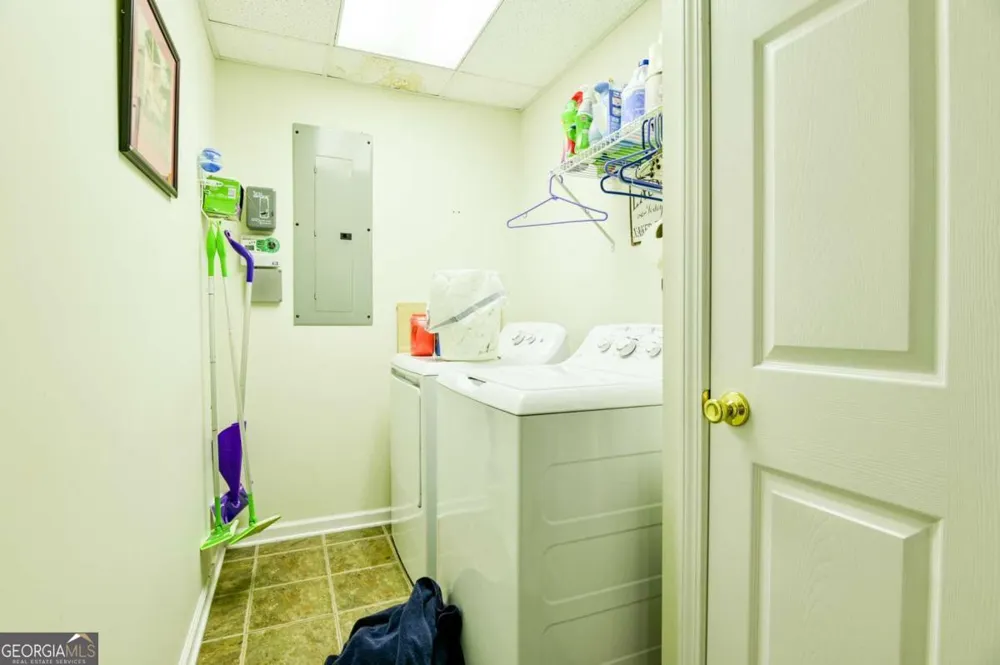 194 Sugar Cane DR Hartwell, GA 30643