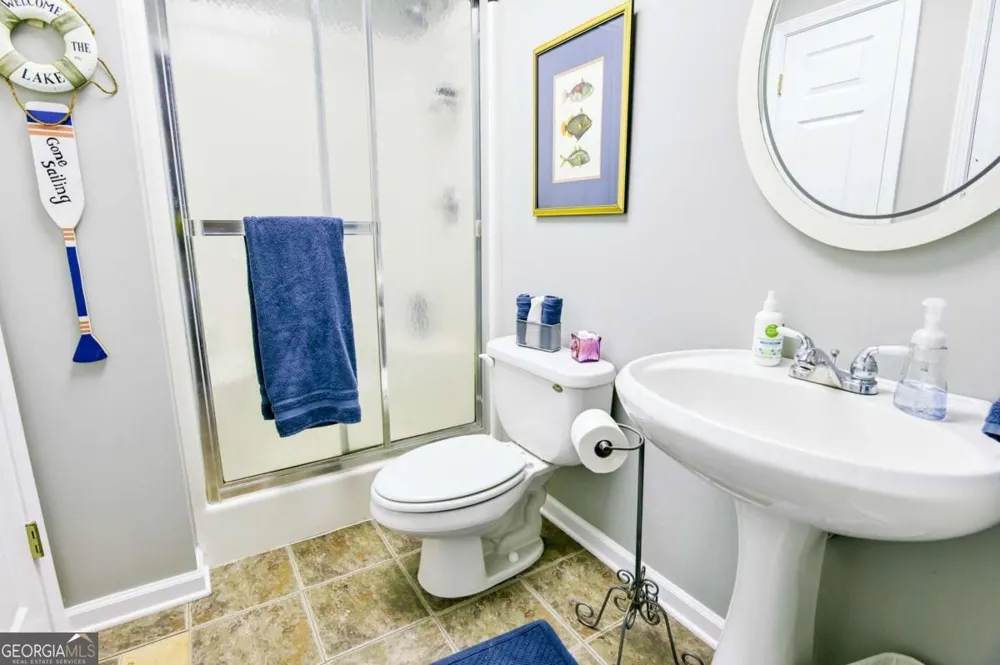 194 Sugar Cane DR Hartwell, GA 30643