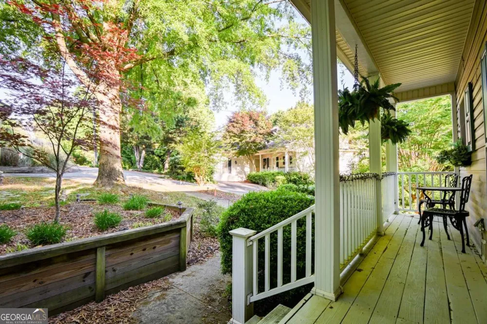 194 Sugar Cane DR Hartwell, GA 30643
