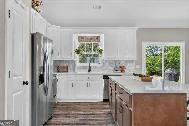 267 Hammond RD SE Calhoun, GA 30701