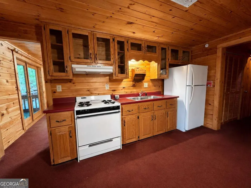 629 My Mountain RD Morganton, GA 30560