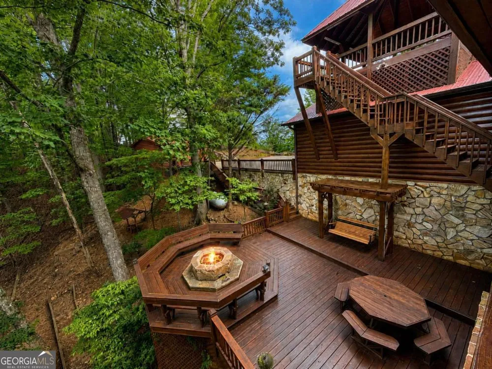 629 My Mountain RD Morganton, GA 30560