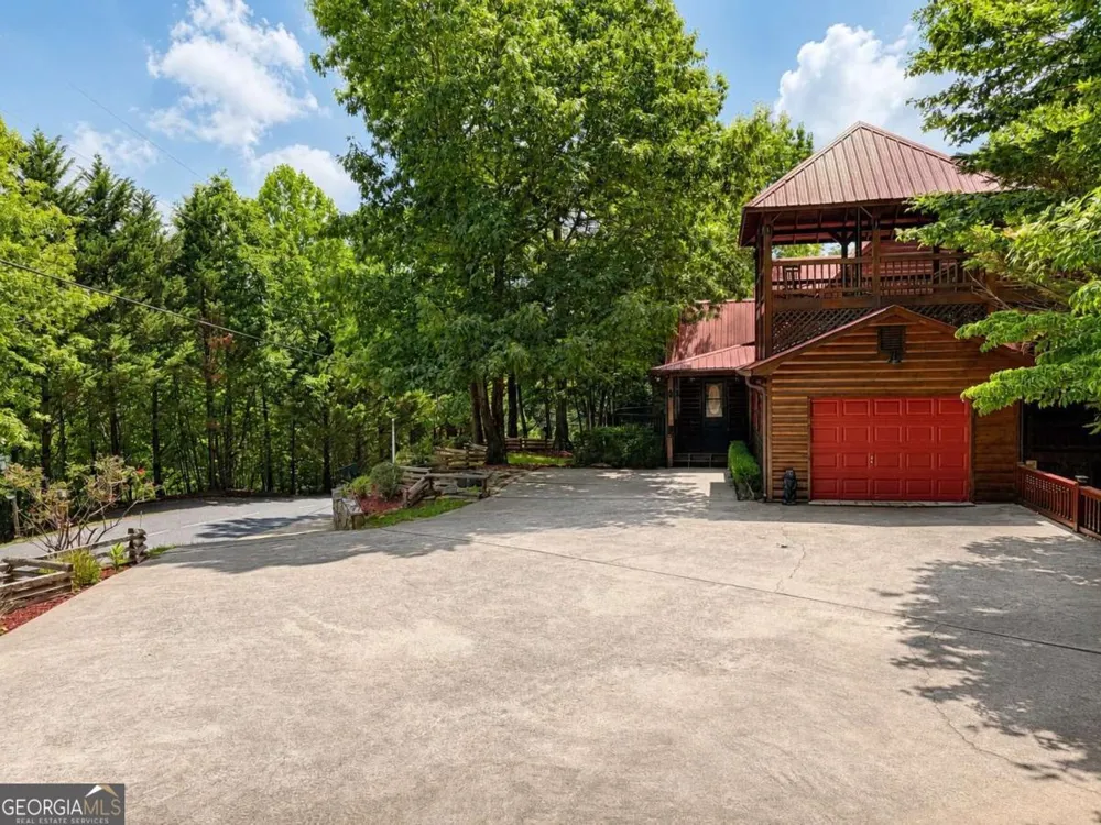 629 My Mountain RD Morganton, GA 30560