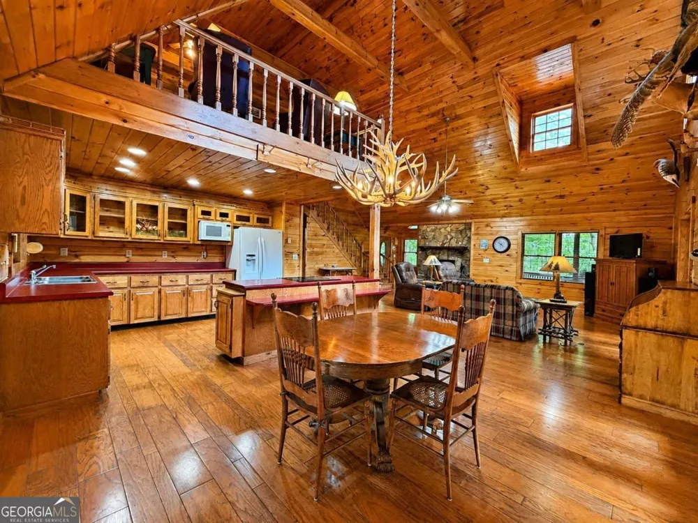 629 My Mountain RD Morganton, GA 30560