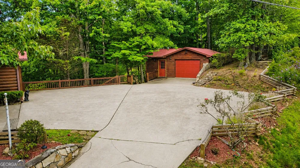 629 My Mountain RD Morganton, GA 30560