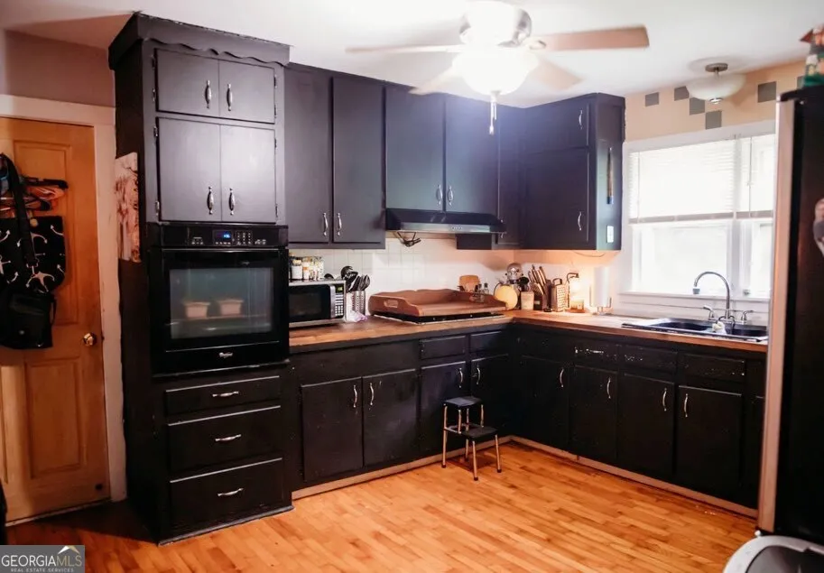 200 Old Woodring RD Ellijay, GA 30540
