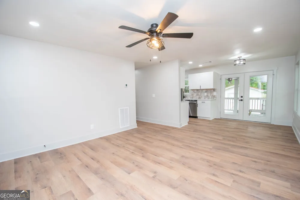 223 Donald Lamb RD Moreland, GA 30259