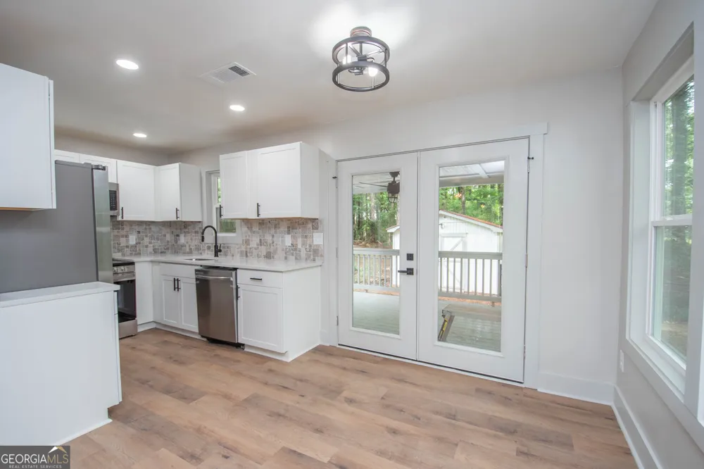 223 Donald Lamb RD Moreland, GA 30259