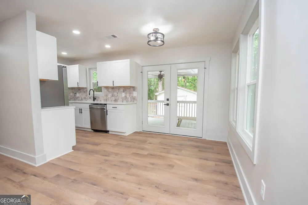 223 Donald Lamb RD Moreland, GA 30259