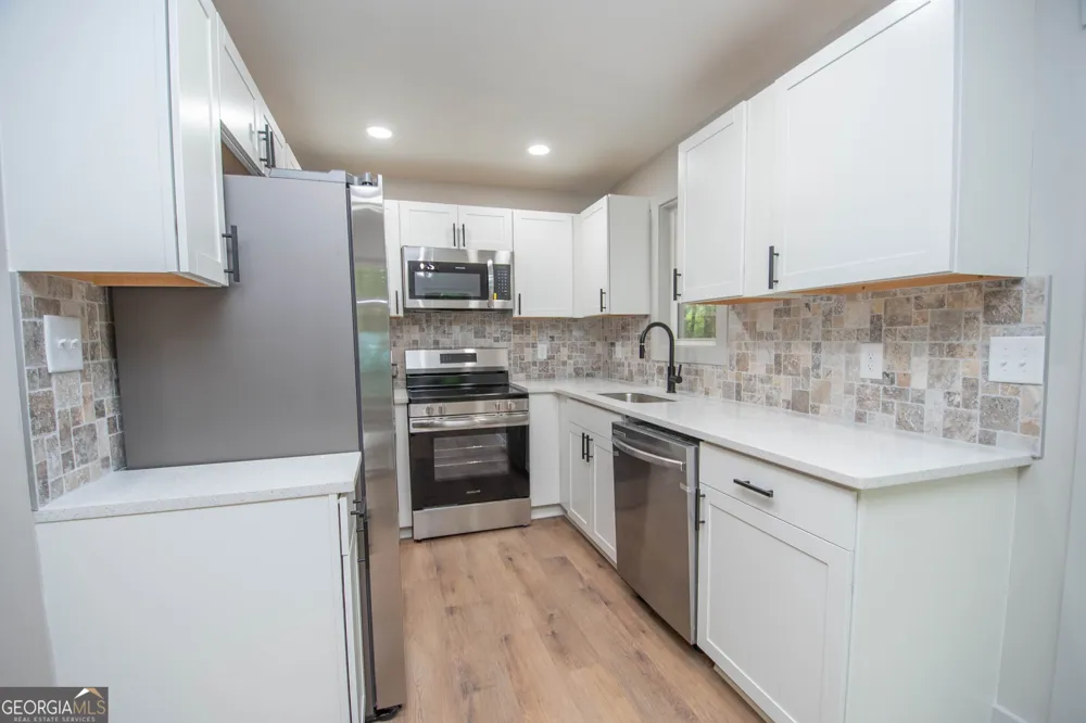 223 Donald Lamb RD Moreland, GA 30259