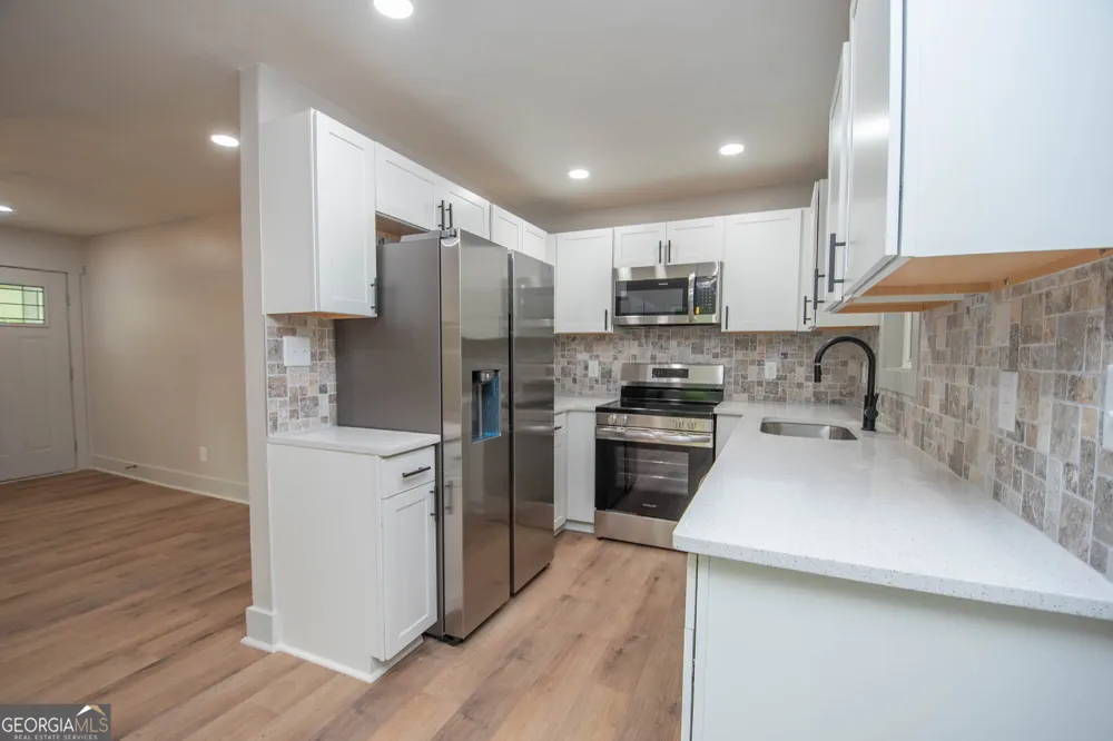 223 Donald Lamb RD Moreland, GA 30259