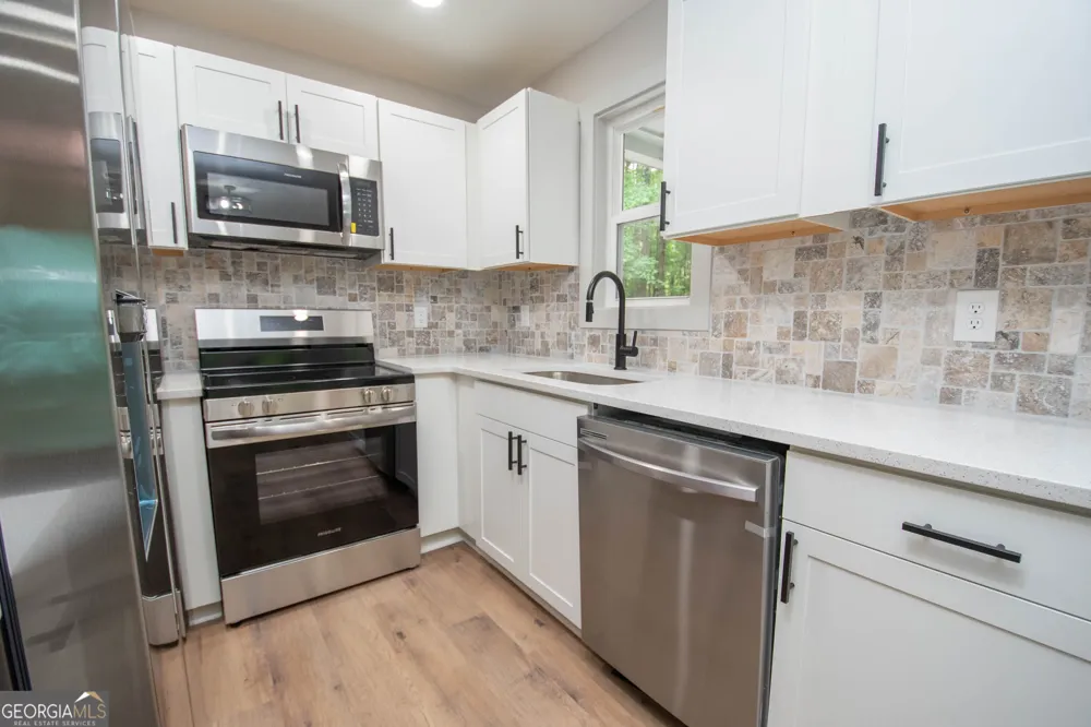 223 Donald Lamb RD Moreland, GA 30259