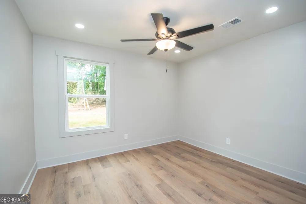 223 Donald Lamb RD Moreland, GA 30259