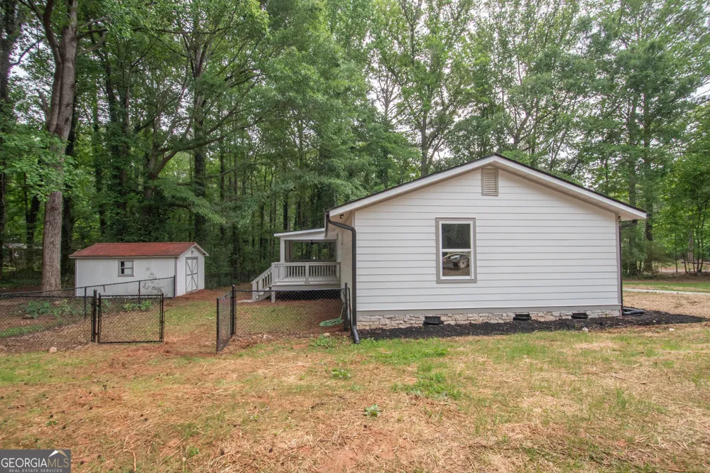 223 Donald Lamb RD Moreland, GA 30259