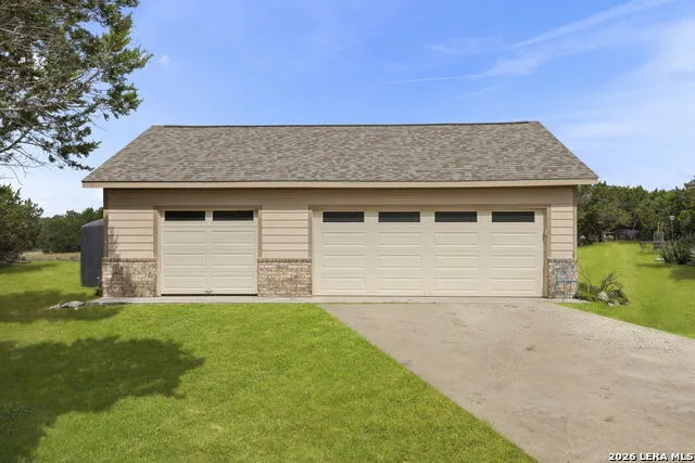 294 Mustang Pass Bandera, TX 78003