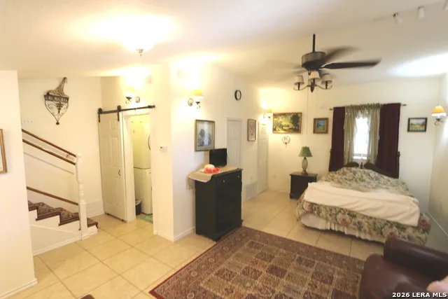 1657 County Road 124 Floresville, TX 78114
