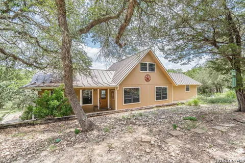 5093 Chimney Rock
