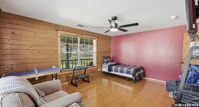 828 SHADY GROVE LN Adkins, TX 78101