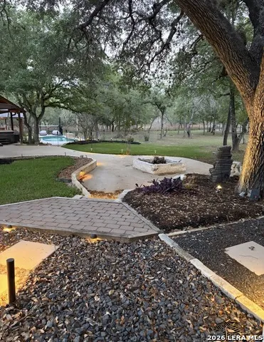 828 SHADY GROVE LN Adkins, TX 78101