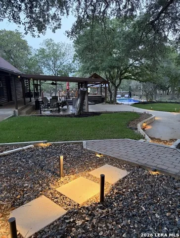 828 SHADY GROVE LN Adkins, TX 78101