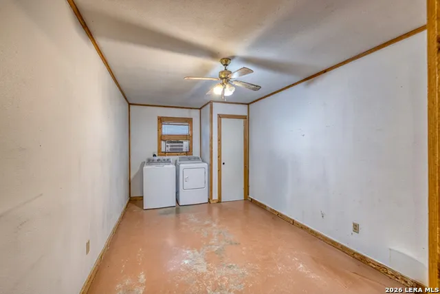 247 Marsh Uvalde, TX 78801