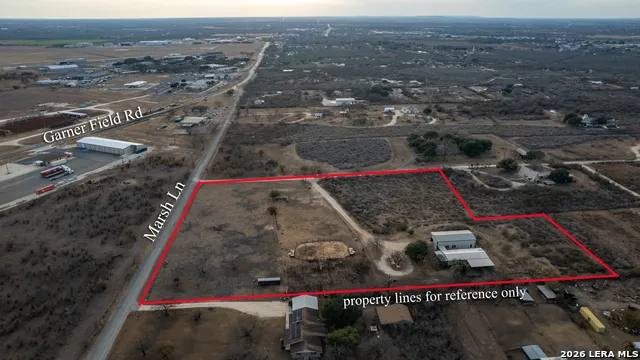 247 Marsh Uvalde, TX 78801