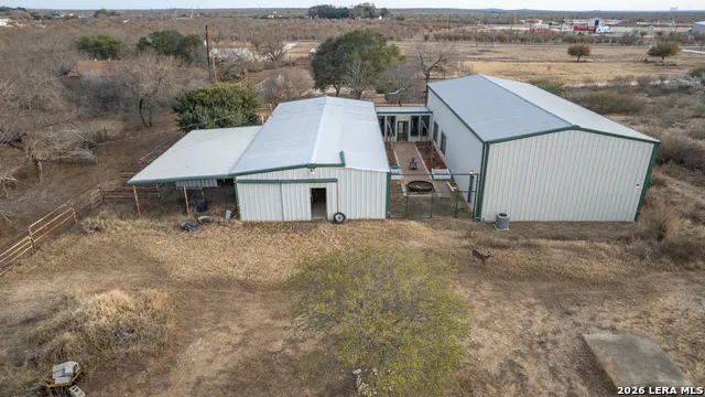 247 Marsh Uvalde, TX 78801