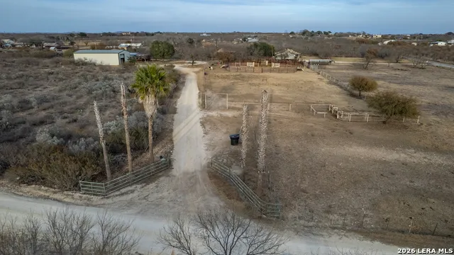 247 Marsh Uvalde, TX 78801