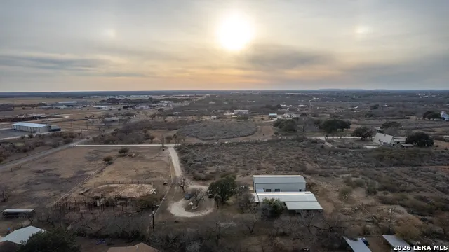 247 Marsh Uvalde, TX 78801