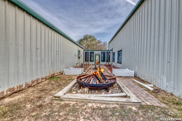 247 Marsh Uvalde, TX 78801