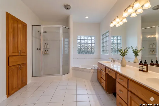 21927 PARK VIEW DR Garden Ridge, TX 78266