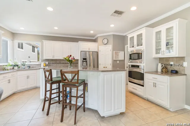 21927 PARK VIEW DR Garden Ridge, TX 78266