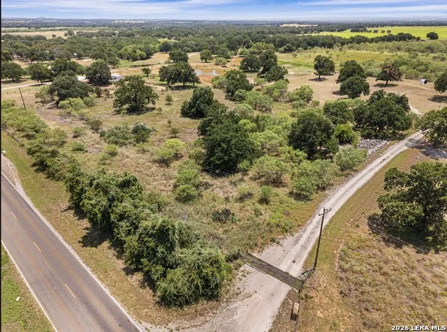 77 EWALD LN Fredericksburg, TX 78624