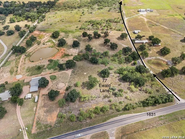 77 EWALD LN Fredericksburg, TX 78624