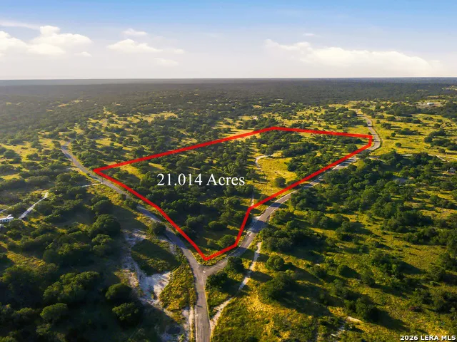 189 Taurus Ln Junction, TX 76849