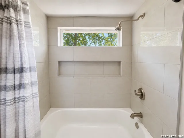 431 GRAVEL ST Seguin, TX 78155