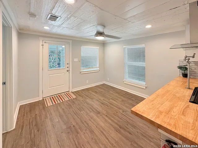 431 GRAVEL ST Seguin, TX 78155