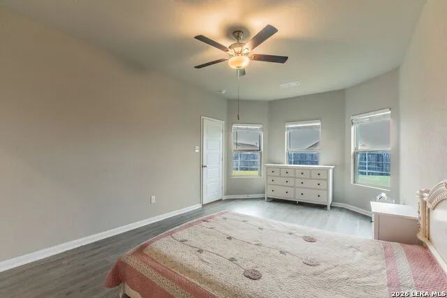 7045 Vista Loop Live Oak, TX 78233
