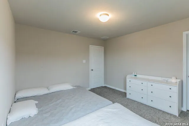 7045 Vista Loop Live Oak, TX 78233