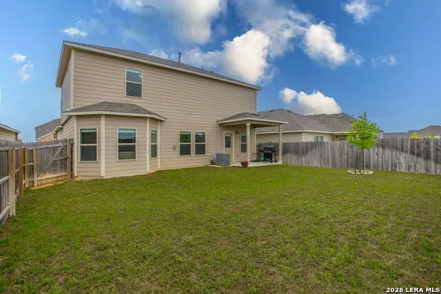 7045 Vista Loop Live Oak, TX 78233